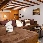 Marconi Apartmán *